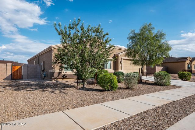 6839 S Portugal Avenue, Tucson, AZ 85757
