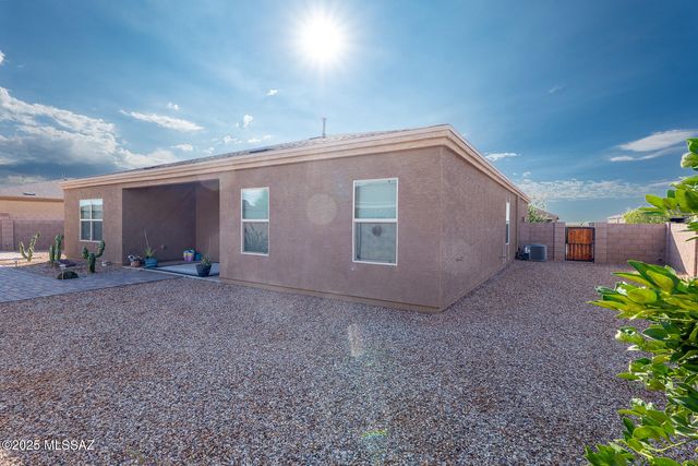 6839 S Portugal Avenue, Tucson, AZ 85757
