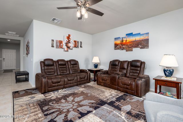 6839 S Portugal Avenue, Tucson, AZ 85757