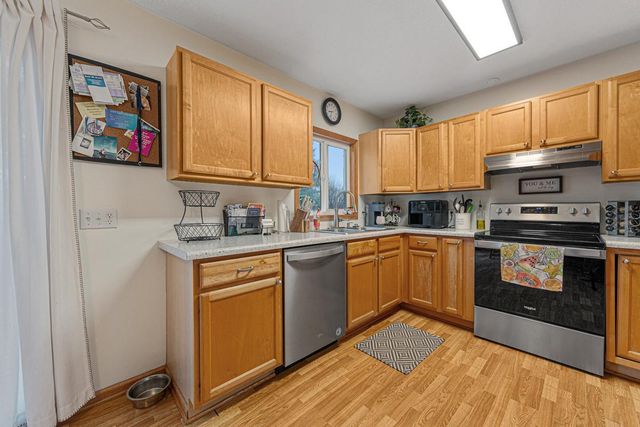 1401 Autumn Drive, Faribault, MN 55021