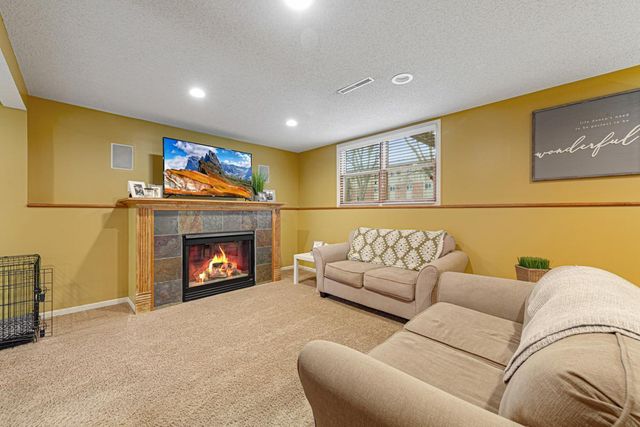 1401 Autumn Drive, Faribault, MN 55021