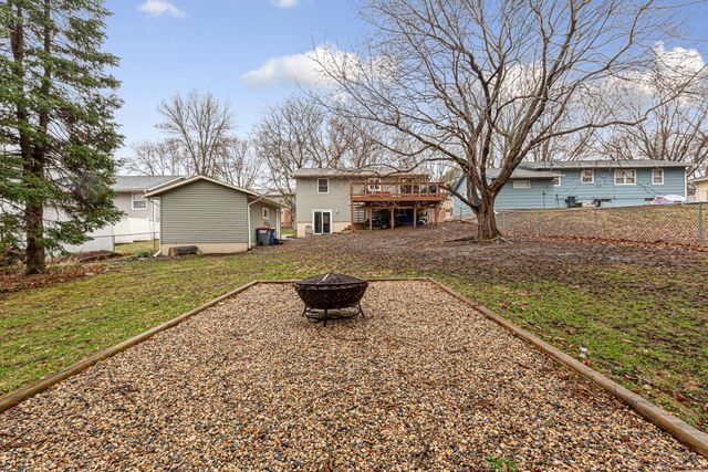 1401 Autumn Drive, Faribault, MN 55021
