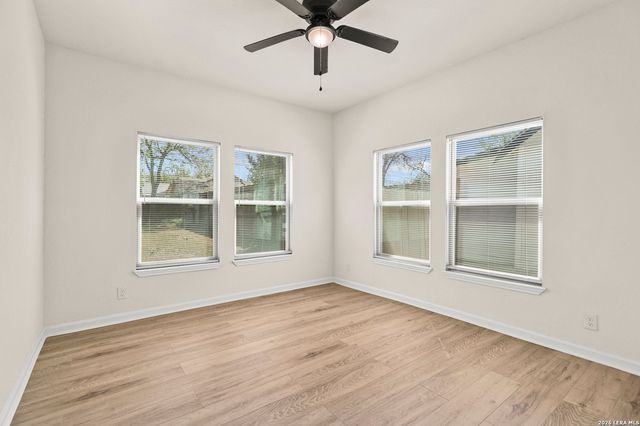 738 avant, San Antonio, TX 78210