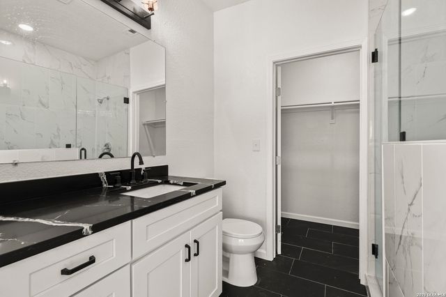 738 avant, San Antonio, TX 78210