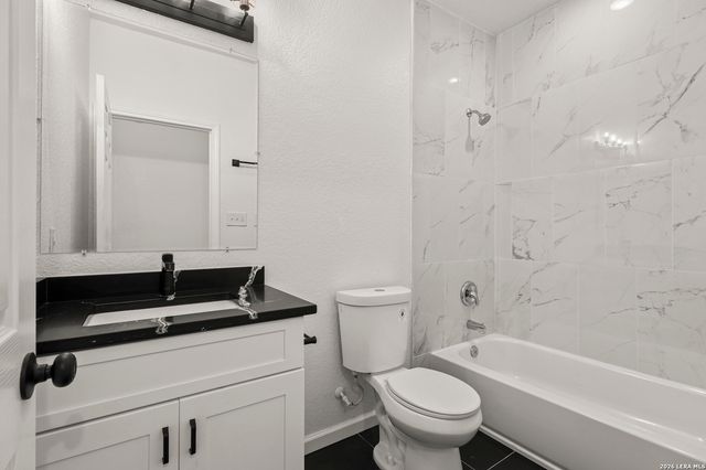 738 avant, San Antonio, TX 78210