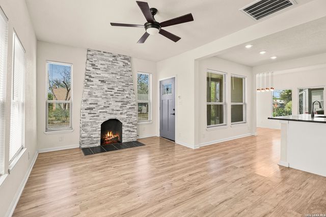 738 avant, San Antonio, TX 78210