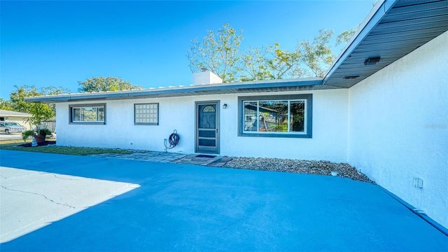 2452 WHIPPOORWILL CIRCLE, Sarasota, FL 34231