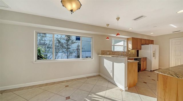 2452 WHIPPOORWILL CIRCLE, Sarasota, FL 34231