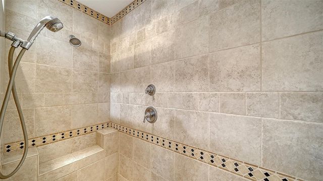 2452 WHIPPOORWILL CIRCLE, Sarasota, FL 34231