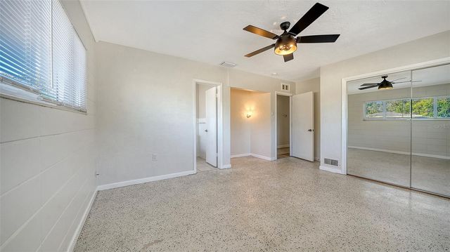 2452 WHIPPOORWILL CIRCLE, Sarasota, FL 34231