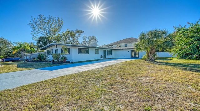 2452 WHIPPOORWILL CIRCLE, Sarasota, FL 34231