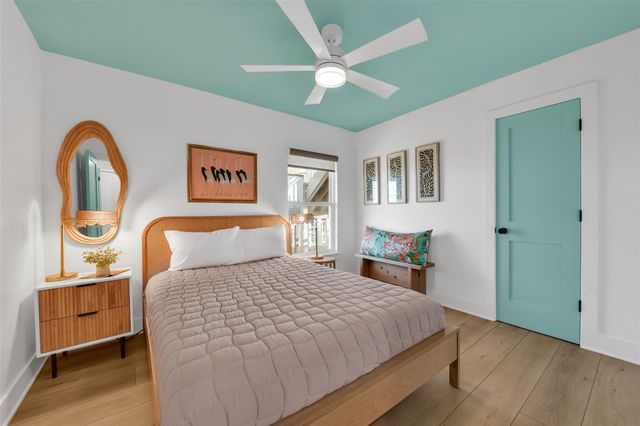 3913 11 Mile Road, Galveston, TX 77554