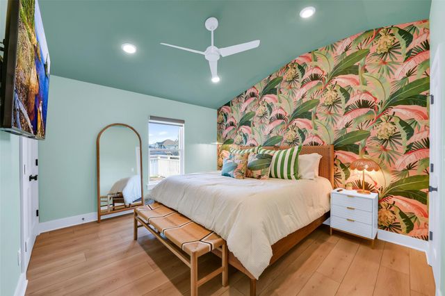 3913 11 Mile Road, Galveston, TX 77554