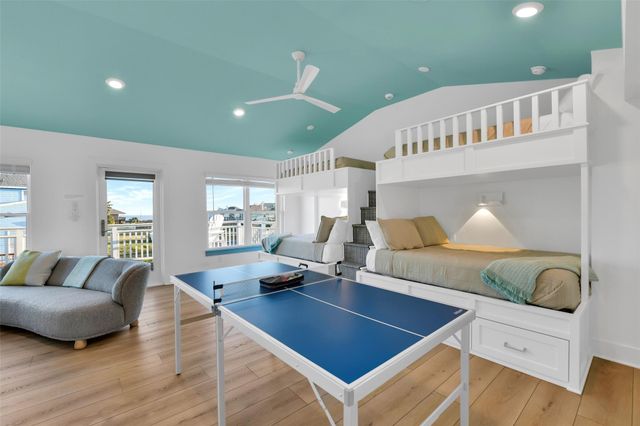 3913 11 Mile Road, Galveston, TX 77554