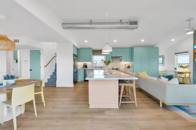 3913 11 Mile Road, Galveston, TX 77554