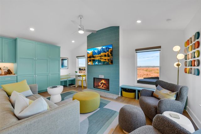 3913 11 Mile Road, Galveston, TX 77554