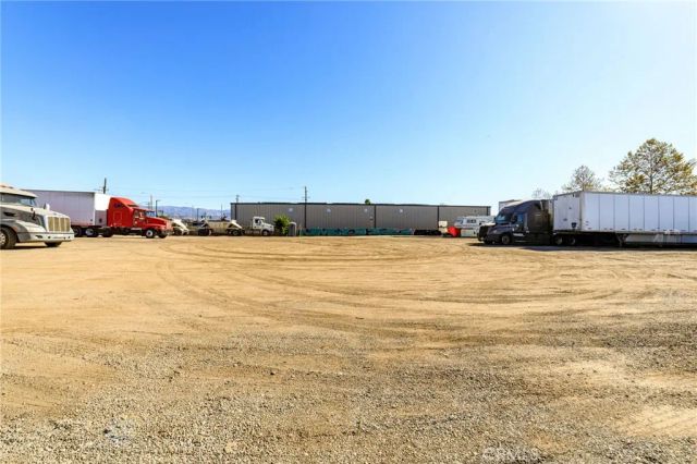 2241 W HIGHLAND AVE, San Bernardino, CA 92407