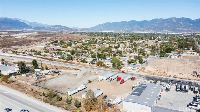 2241 W HIGHLAND AVE, San Bernardino, CA 92407