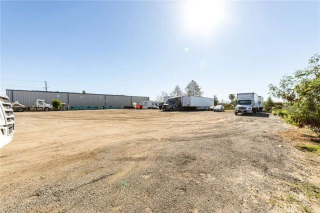 2241 W HIGHLAND AVE, San Bernardino, CA 92407