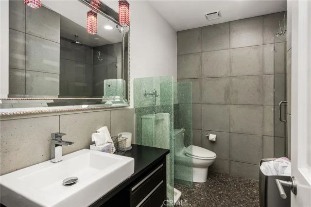 2281 Orchard Drive, Newport Beach, CA 92660