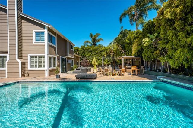 2281 Orchard Drive, Newport Beach, CA 92660