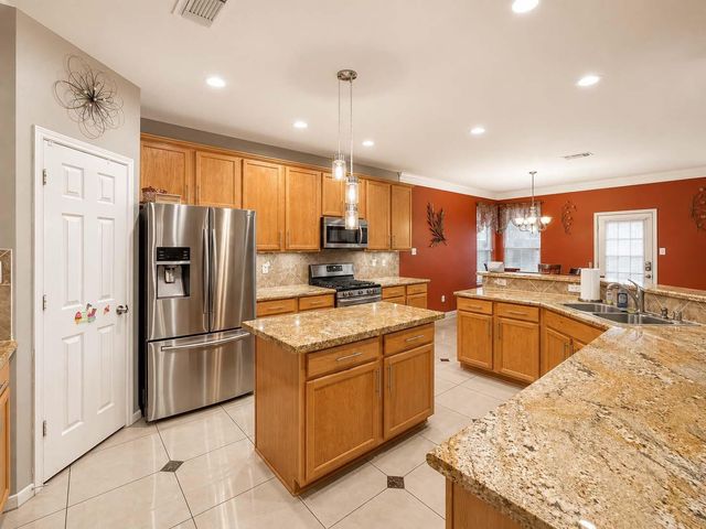 22634 Miramar Crest Drive, Tomball, TX 77375