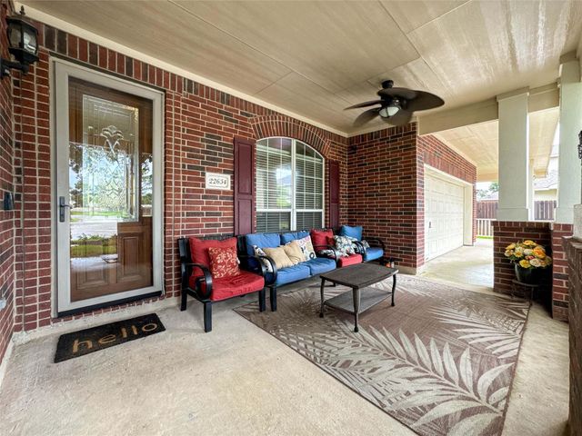 22634 Miramar Crest Drive, Tomball, TX 77375