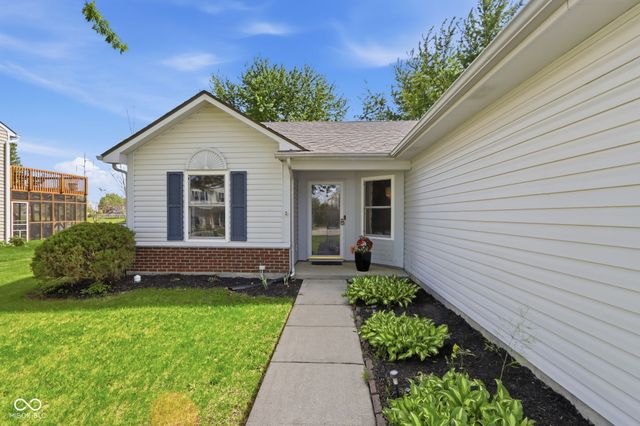 18052 Sanibel Circle, Westfield, IN 46062