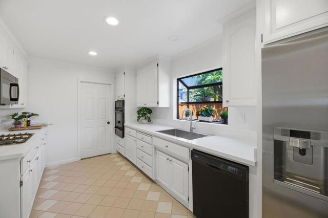 3374 San Marino Avenue, San Jose, CA 95127