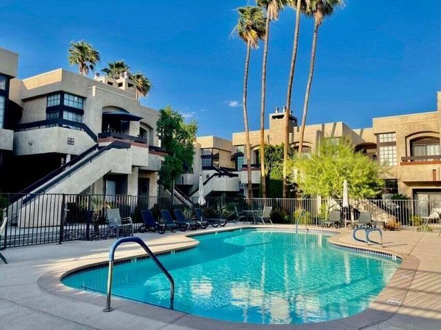 2601 S Broadmoor Drive 74, Palm Springs, CA 92264