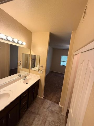 8462 E Pampa Avenue, Mesa, AZ 85212
