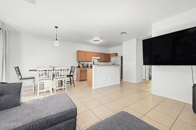 1205 E CHAMBERS Street, Phoenix, AZ 85040