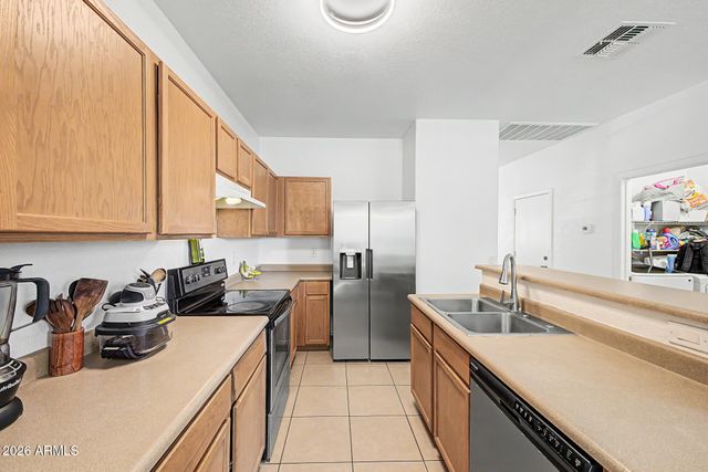 1205 E CHAMBERS Street, Phoenix, AZ 85040