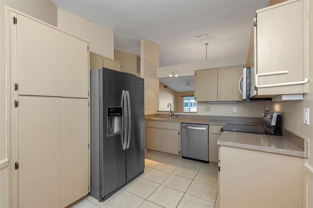 3121 BEECHER DRIVE E A, Palm Harbor, FL 34683