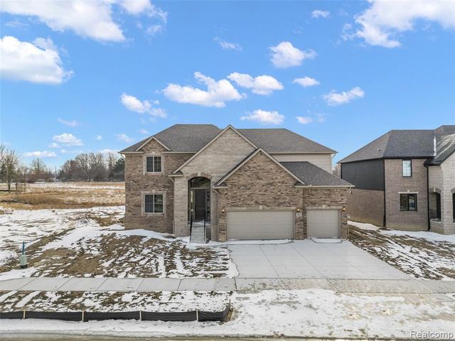49928 Jean Drive, Macomb, MI 48044