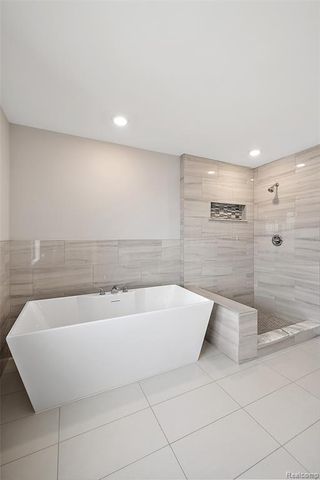 49928 Jean Drive, Macomb, MI 48044