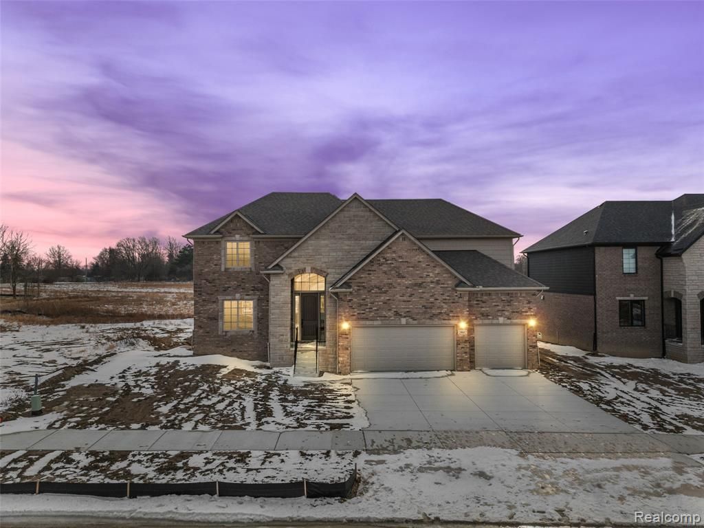 49928 Jean Drive, Macomb, MI 48044