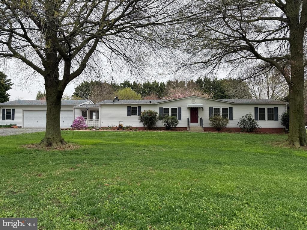 Image 4 of property listing at 6531 CABIN RIDGE RD, Hurlock, MD 21643