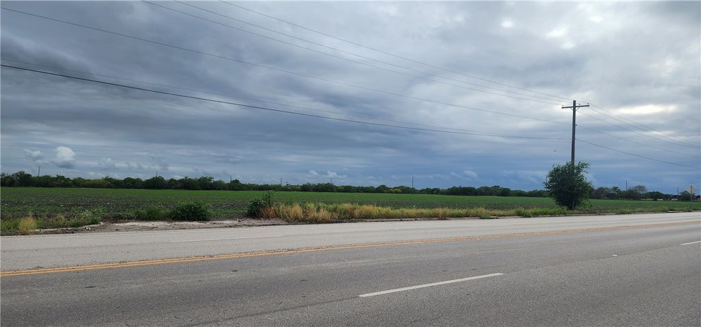 00 Hwy 188, Sinton, TX 78387 — exterior