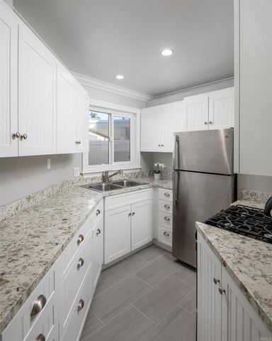 856 Olive, Coronado, CA 92118