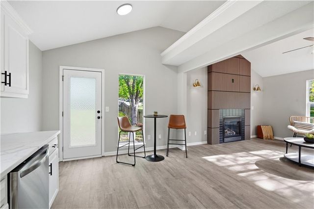 1705 SE Piccadilly Street, Blue Springs, MO 64014