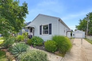 6211 Dartworth Drive, Parma, OH 44129