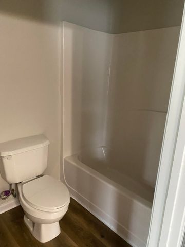 122 Swaying Pine Court, Crestview, FL 32539