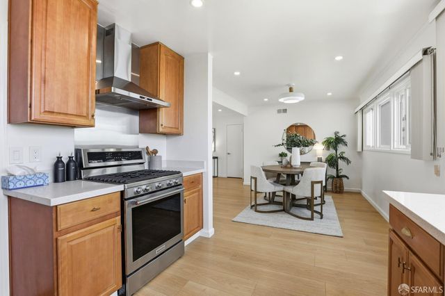 98 Creston Avenue, Daly City, CA 94015