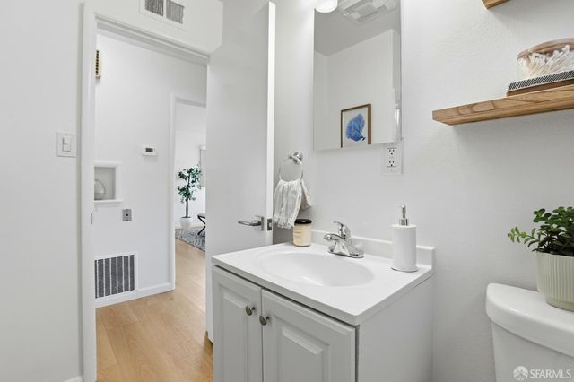 98 Creston Avenue, Daly City, CA 94015