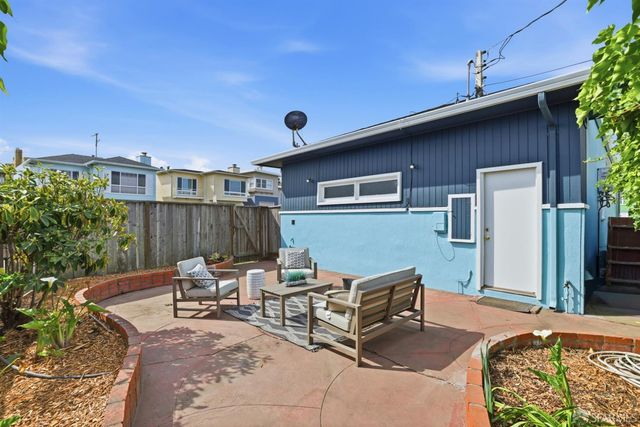 98 Creston Avenue, Daly City, CA 94015