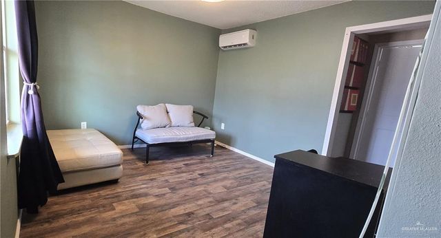 189 S Midway Road, Rio Grande City, TX 78582