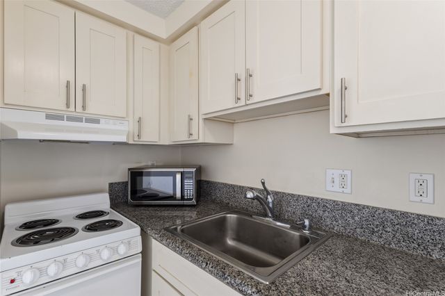 2888 Ala Ilima Street 2006, Honolulu, HI 96818