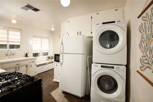 12762 Willard Street, North Hollywood, CA 91605