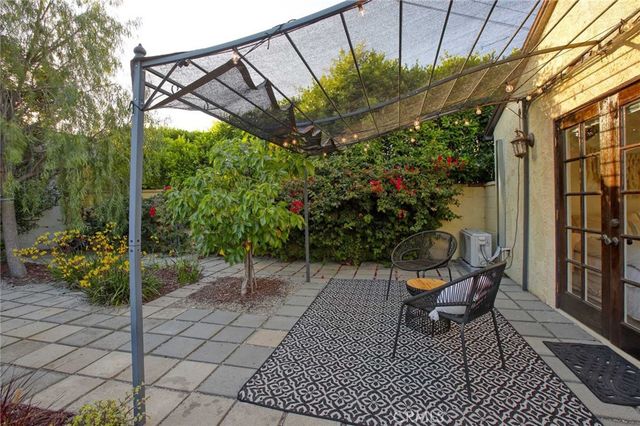12762 Willard Street, North Hollywood, CA 91605